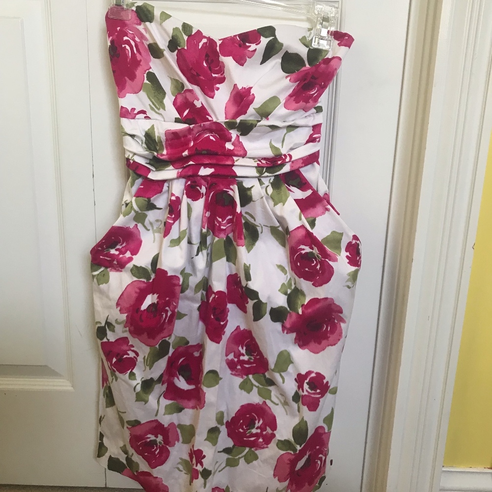 Strapless Formal Dress